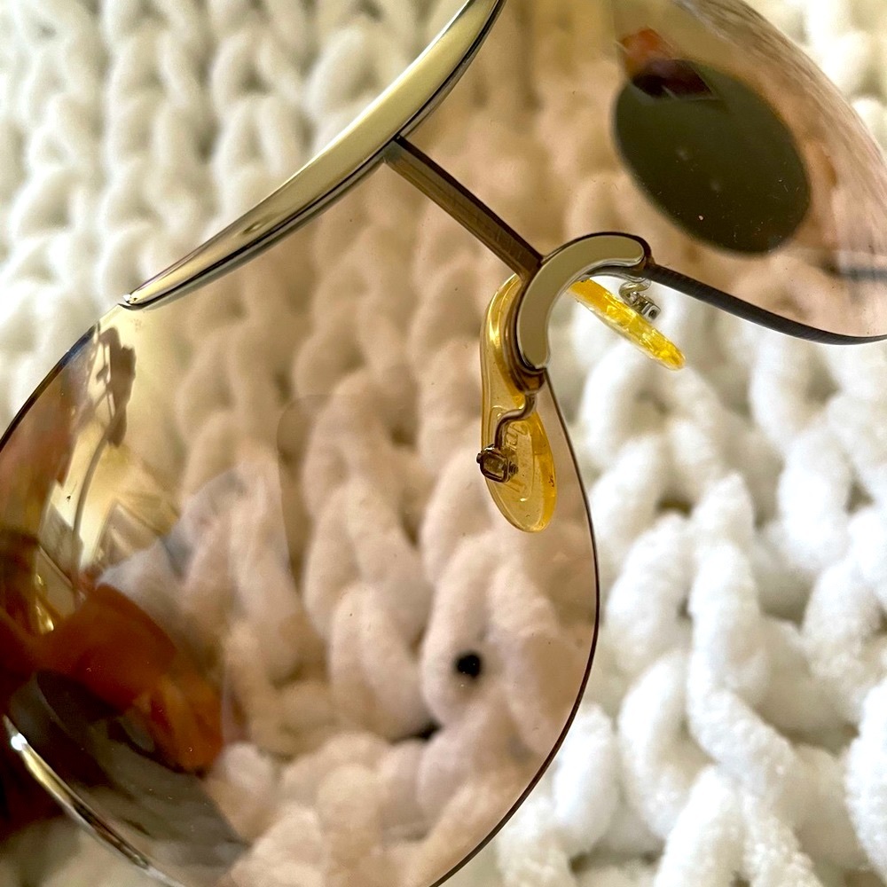 Exclusive Dior sunnies - Picture 4 of 9